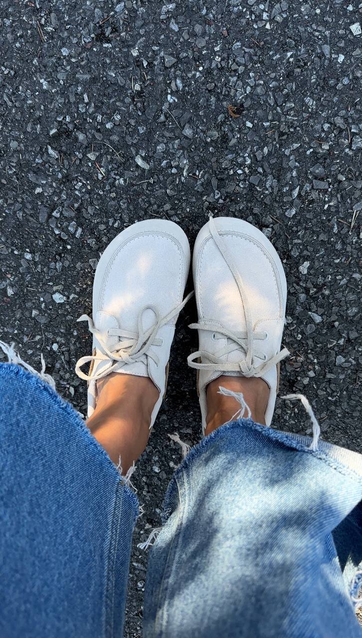 Elegant white topsiders