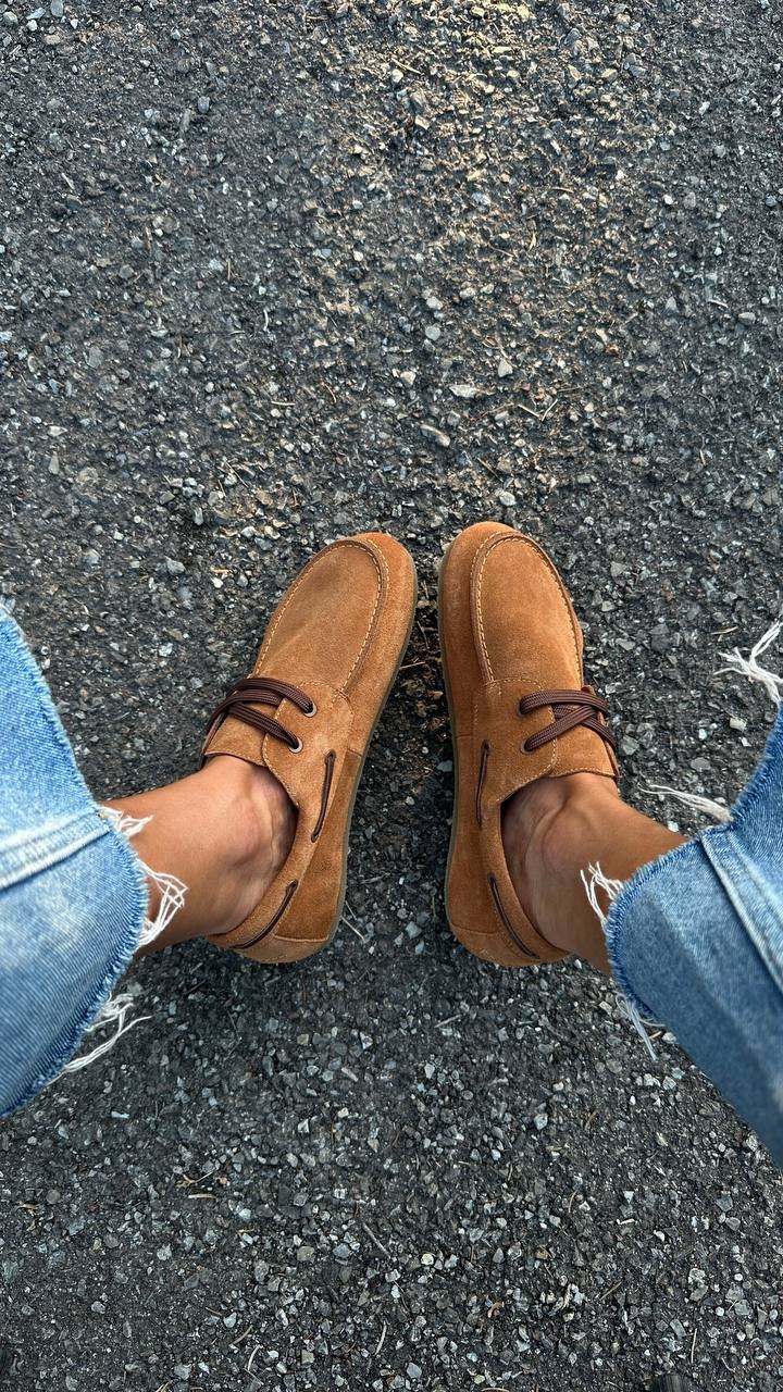 Elegant red topsiders - Image 6