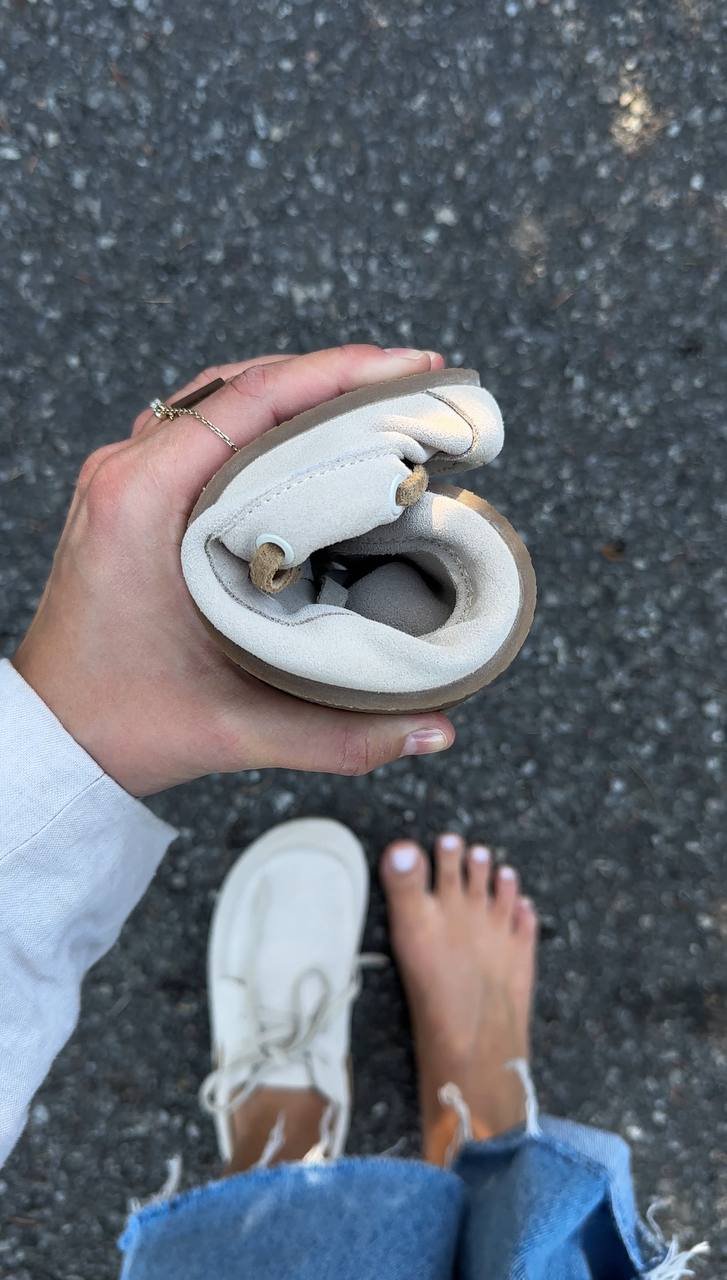 Elegant white topsiders - Image 4