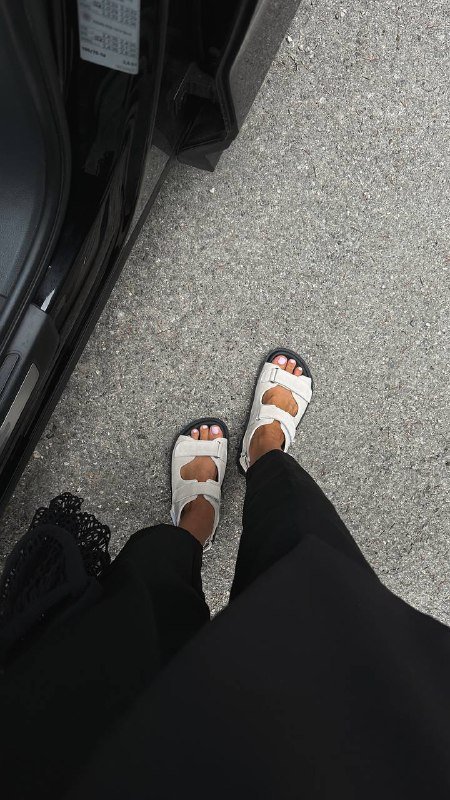 Sandals with orthopedic soles - Image 4
