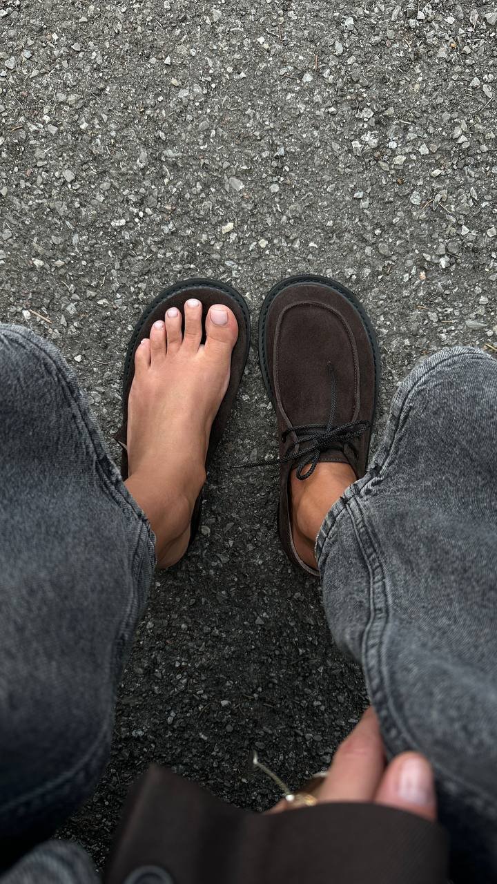 Derby shoes with a wide toe box - Image 4