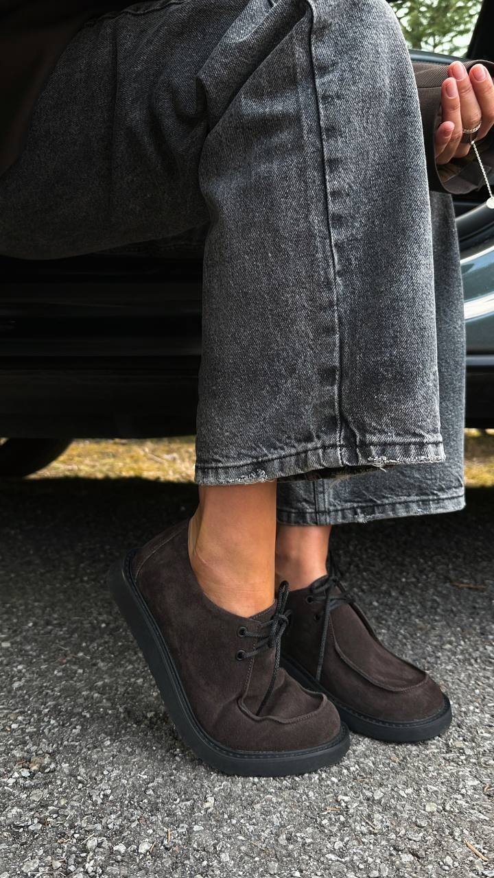 Derby shoes with a wide toe box - Image 5