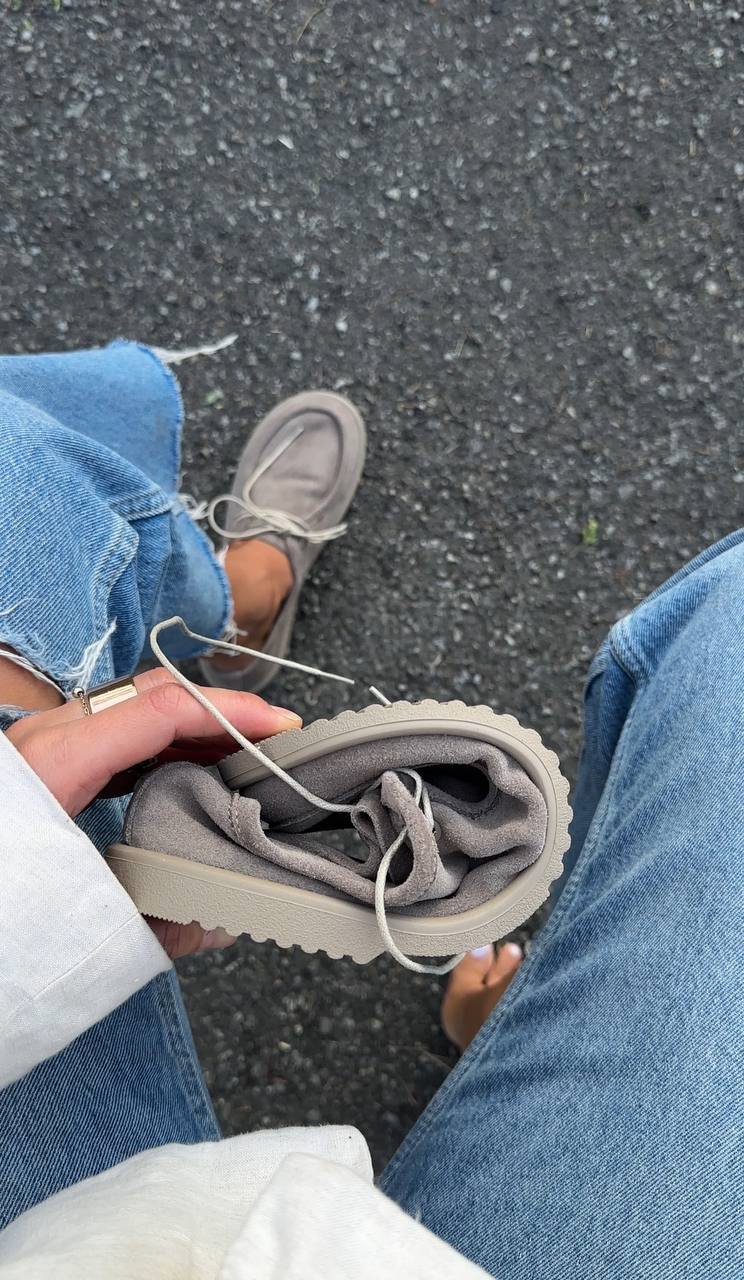 Derby shoes with a wide toe box - Image 3