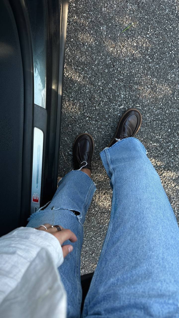 Derby shoes with a wide toe box - Image 4