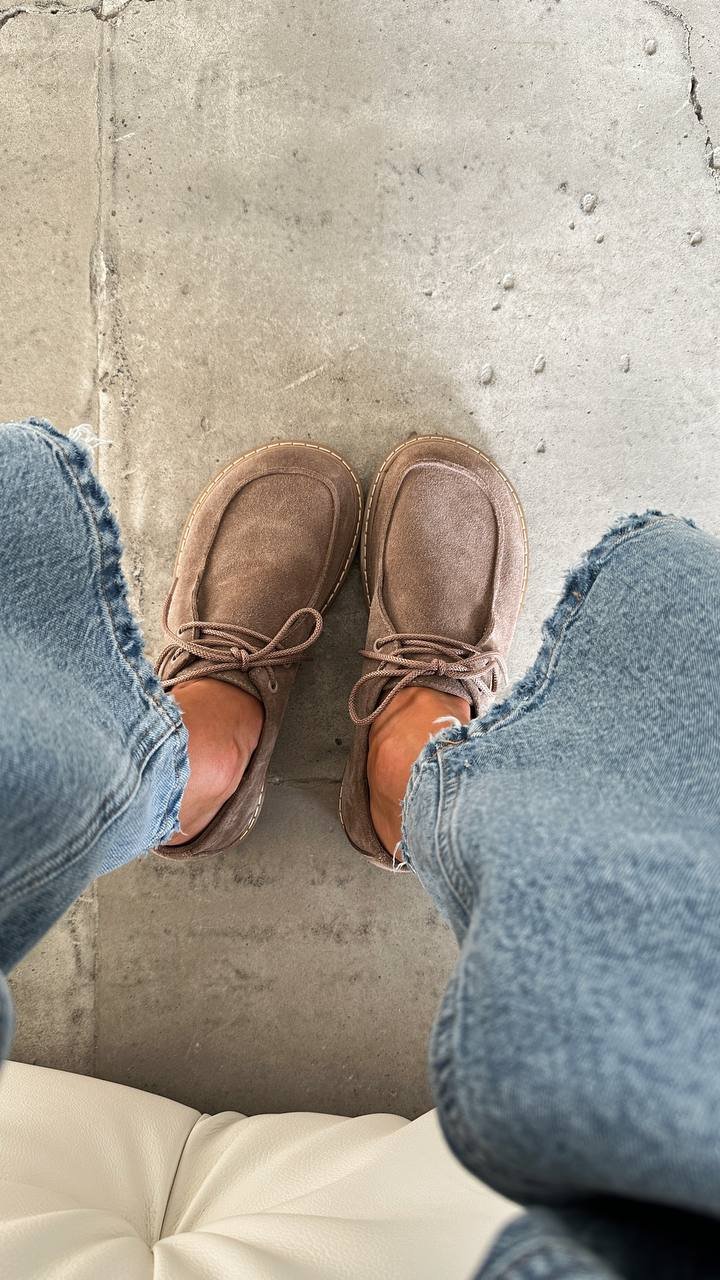 Derby shoes with a wide toe box - Image 2