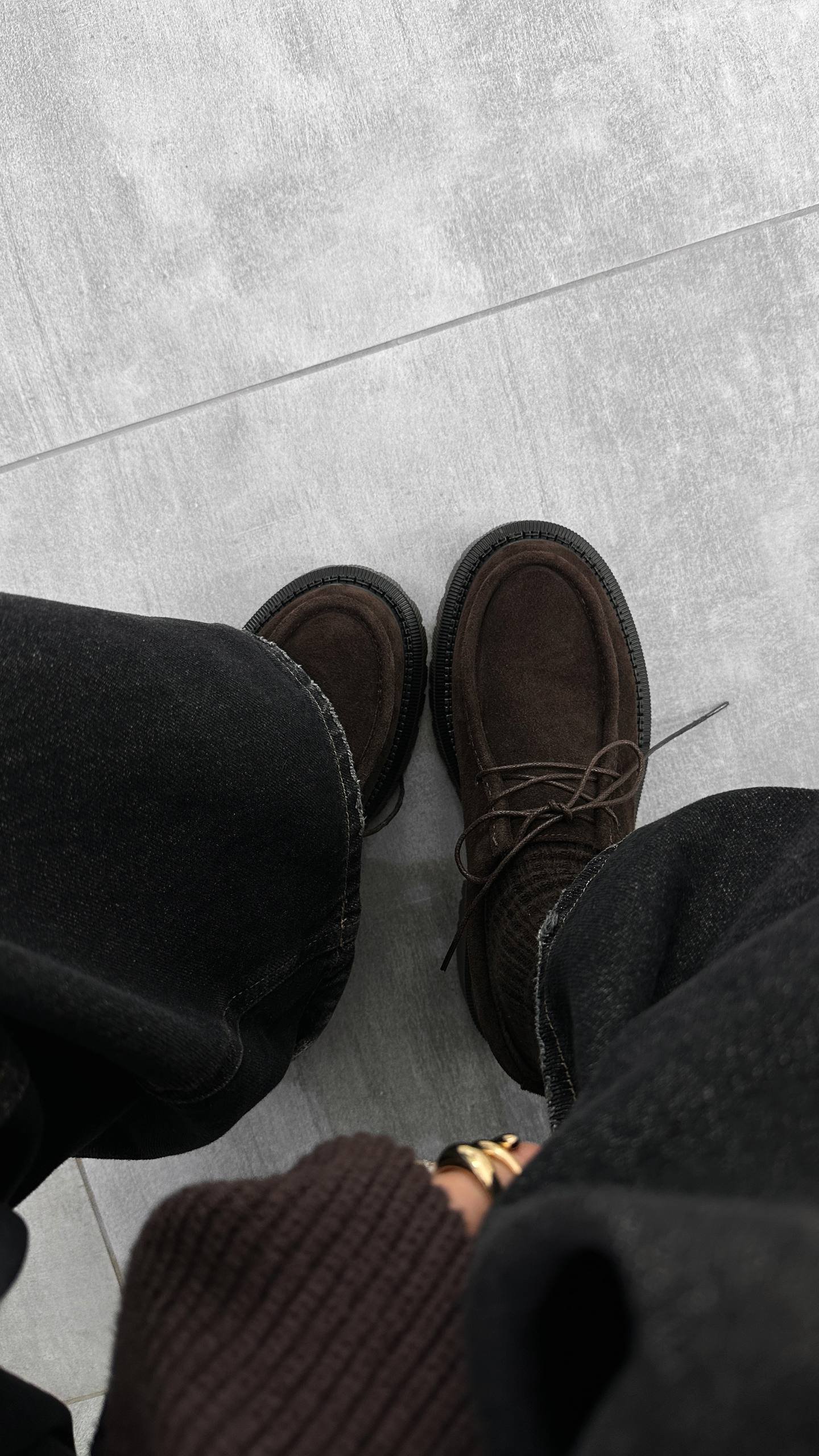 Derby shoes with a fleece lining - Image 4