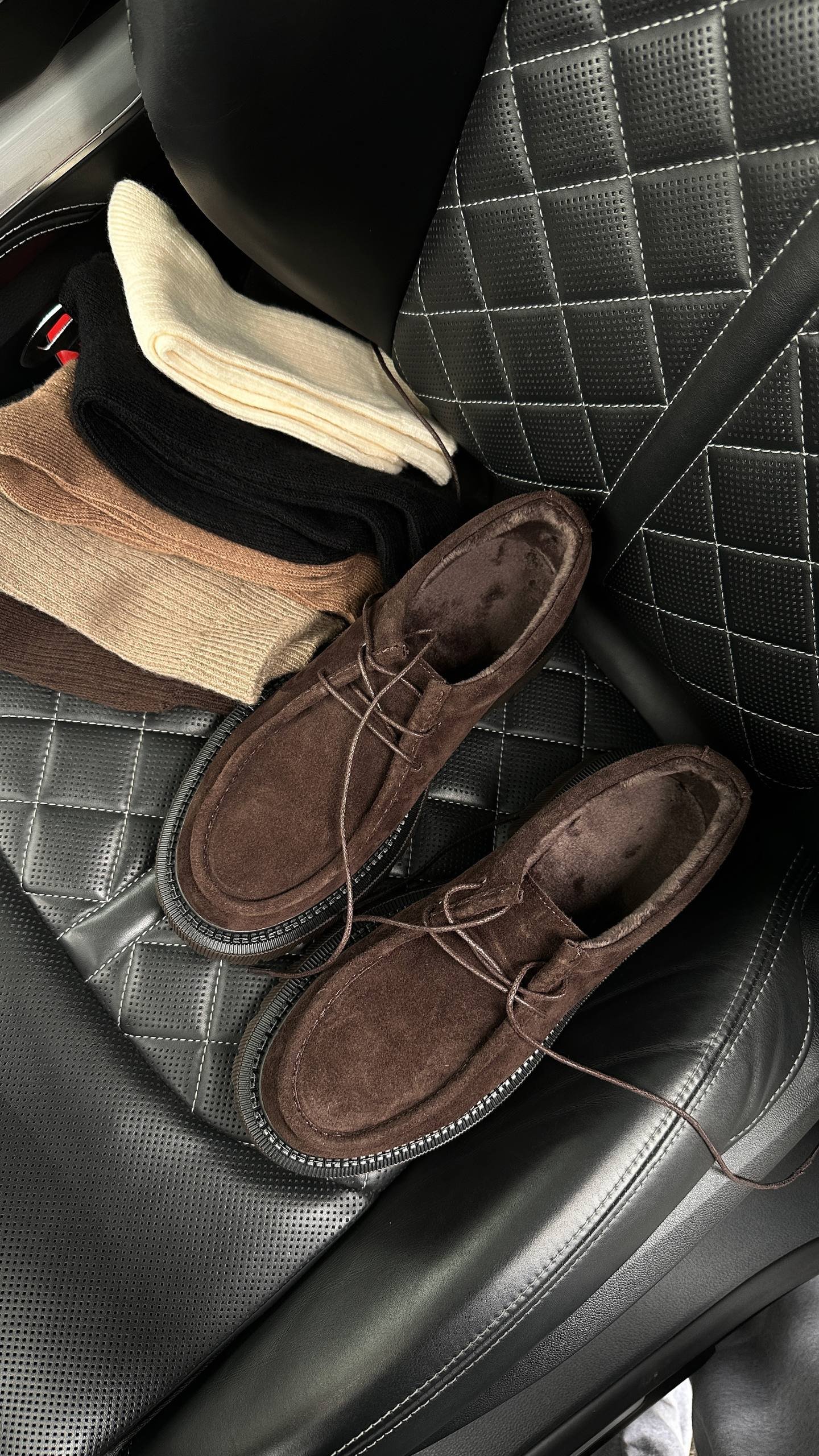 Derby shoes with a fleece lining - Image 5