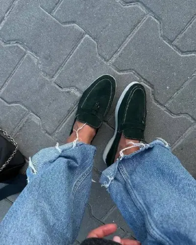 Лофери з акцентною союзкою