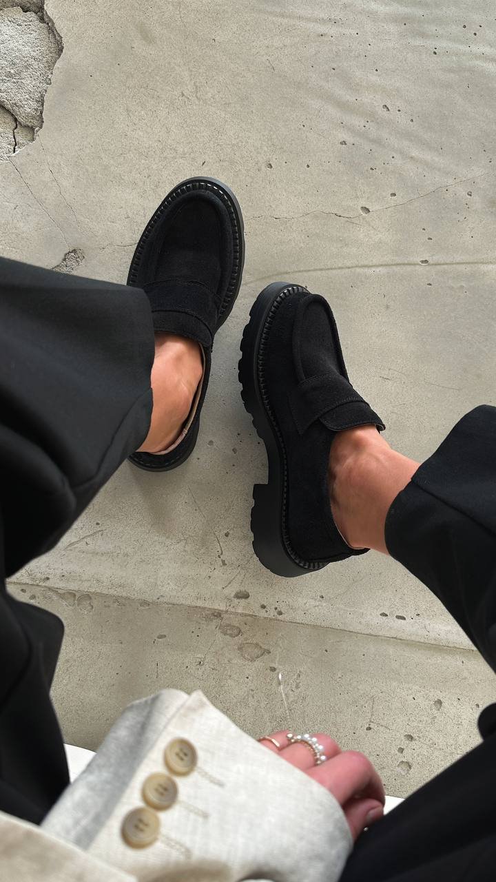 Classic-style loafers - Image 3