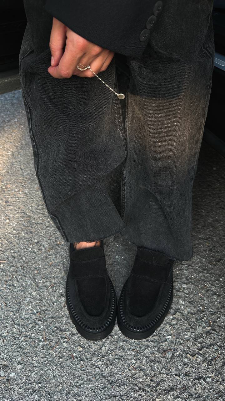 Classic-style loafers - Image 8
