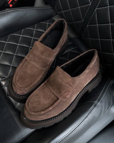 Classic-style loafers