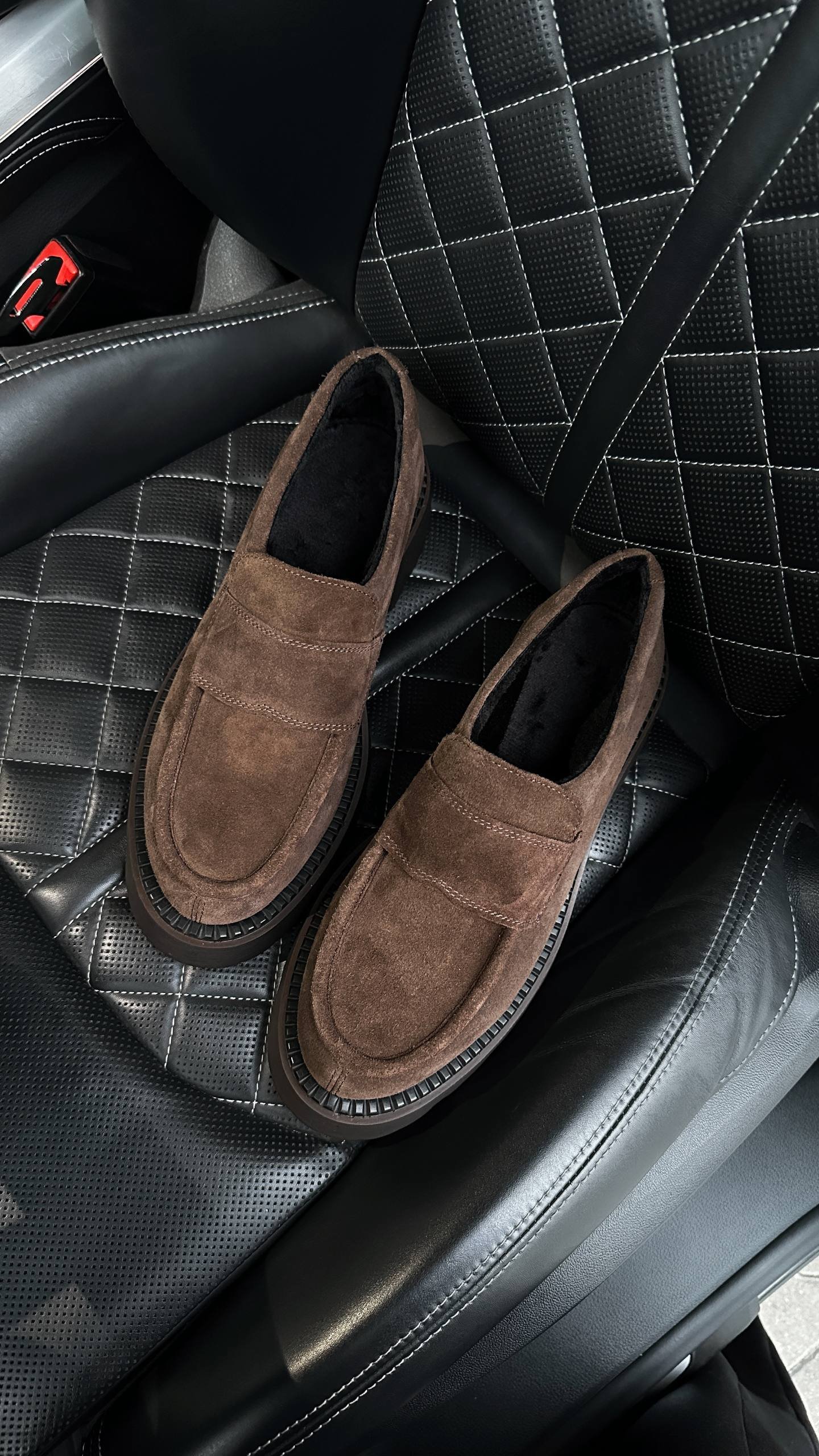 Classic-style loafers - Image 4