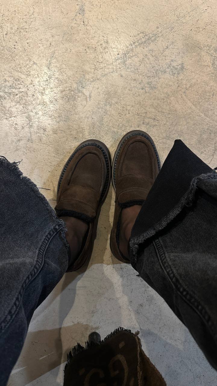 Classic-style loafers - Image 6