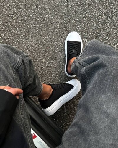 Platform sneakers