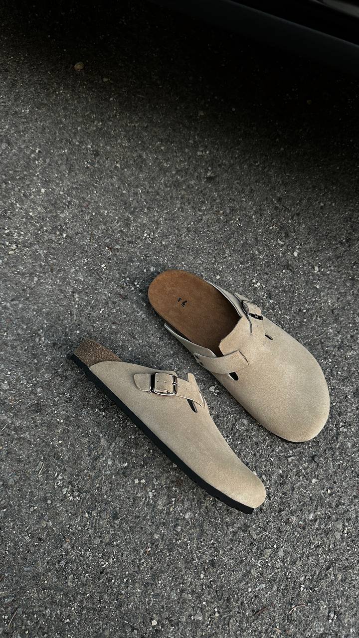 Clogs with orthopedic soles - Image 2