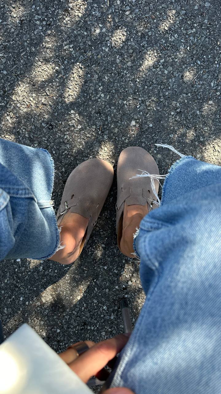 Clogs with orthopedic soles - Image 4