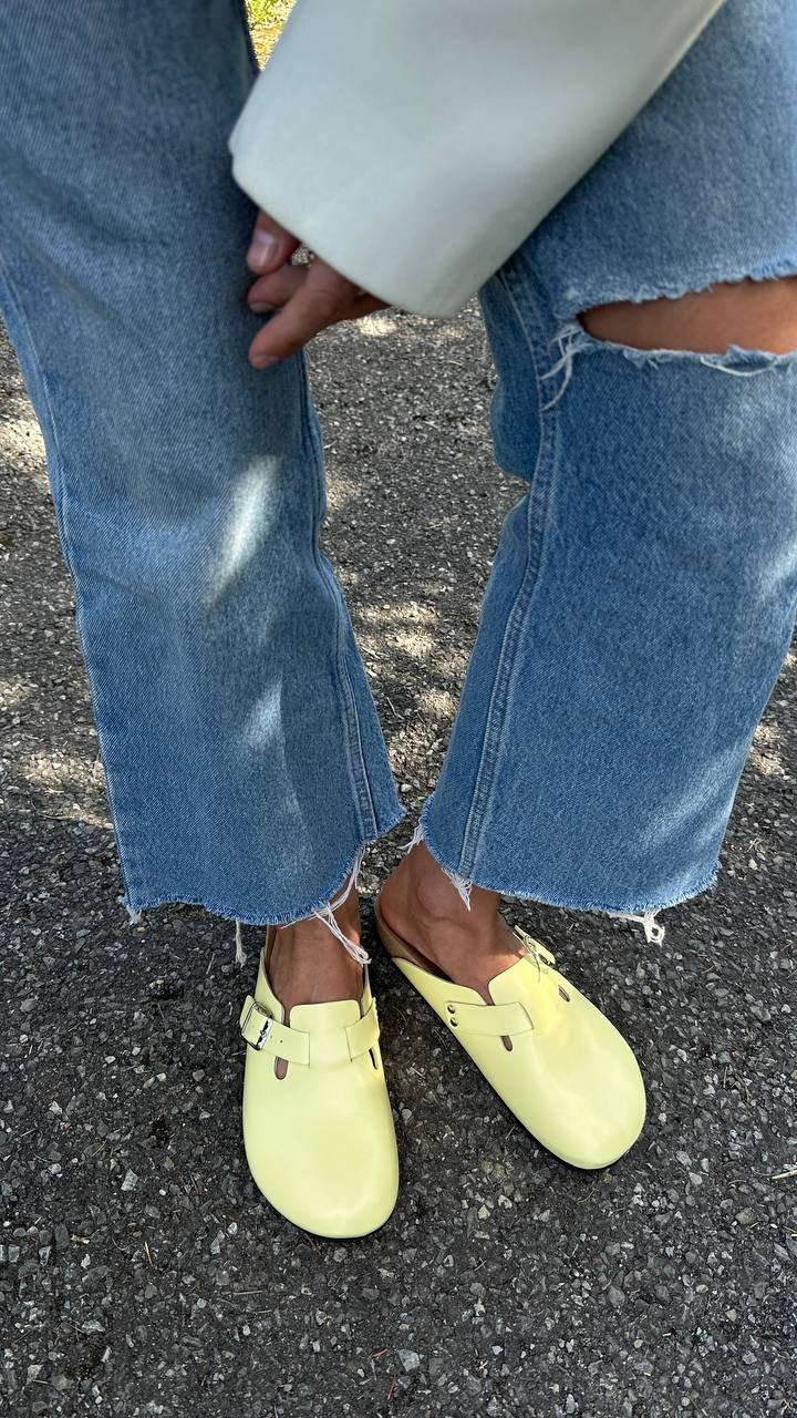 Clogs with orthopedic soles - Image 3