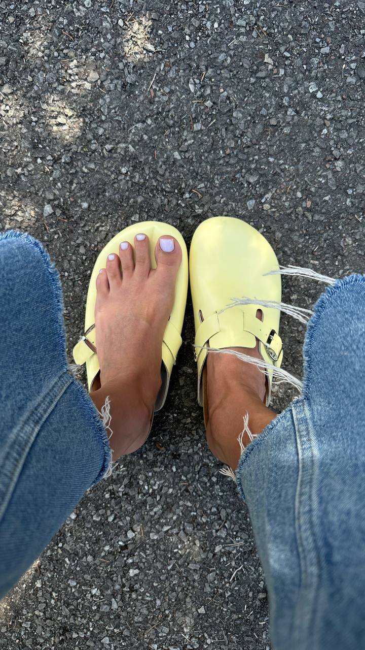 Clogs with orthopedic soles - Image 4