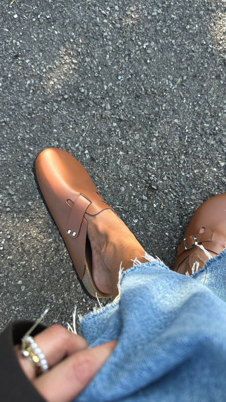 Clogs with orthopedic soles - Image 2