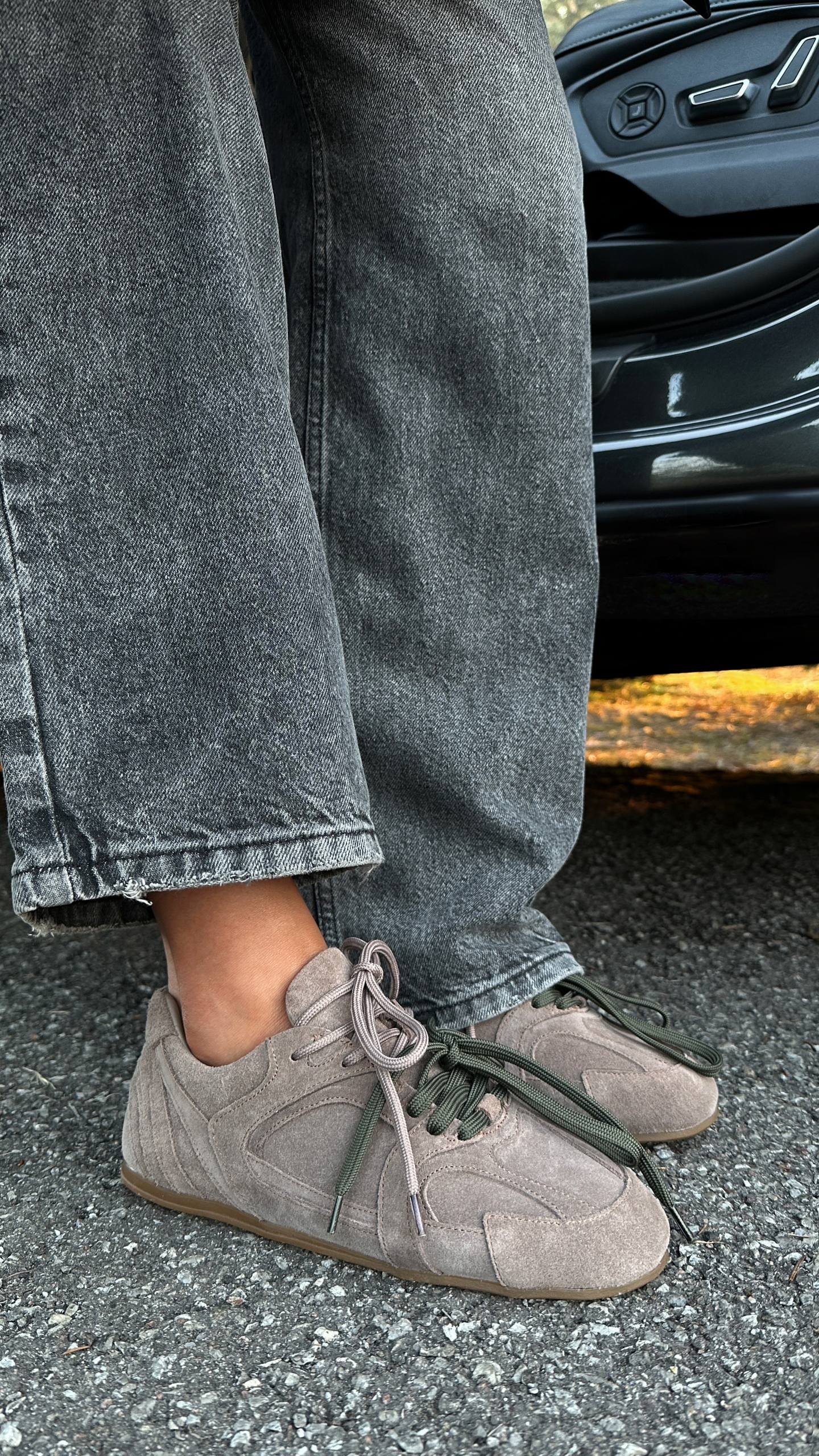 Suede sneakers with accent lacing - Image 3