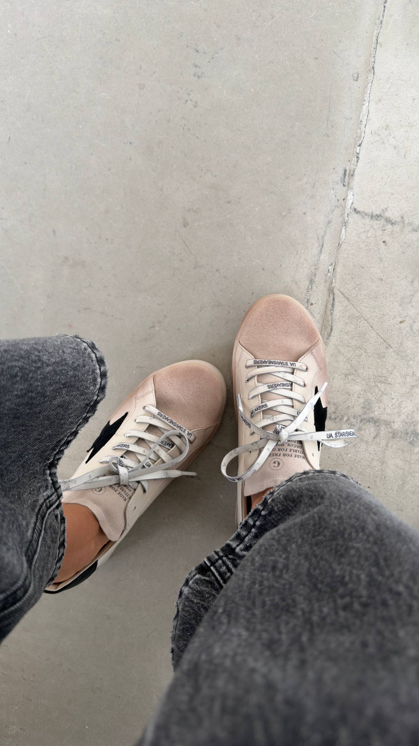 Golden Goose-style sneakers