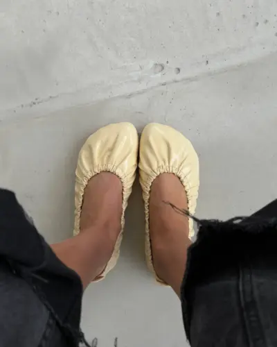 Лаконічні балетки barefoot