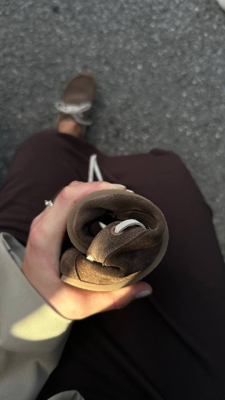 Chocolate-colored and elegant topsiders - Image 4