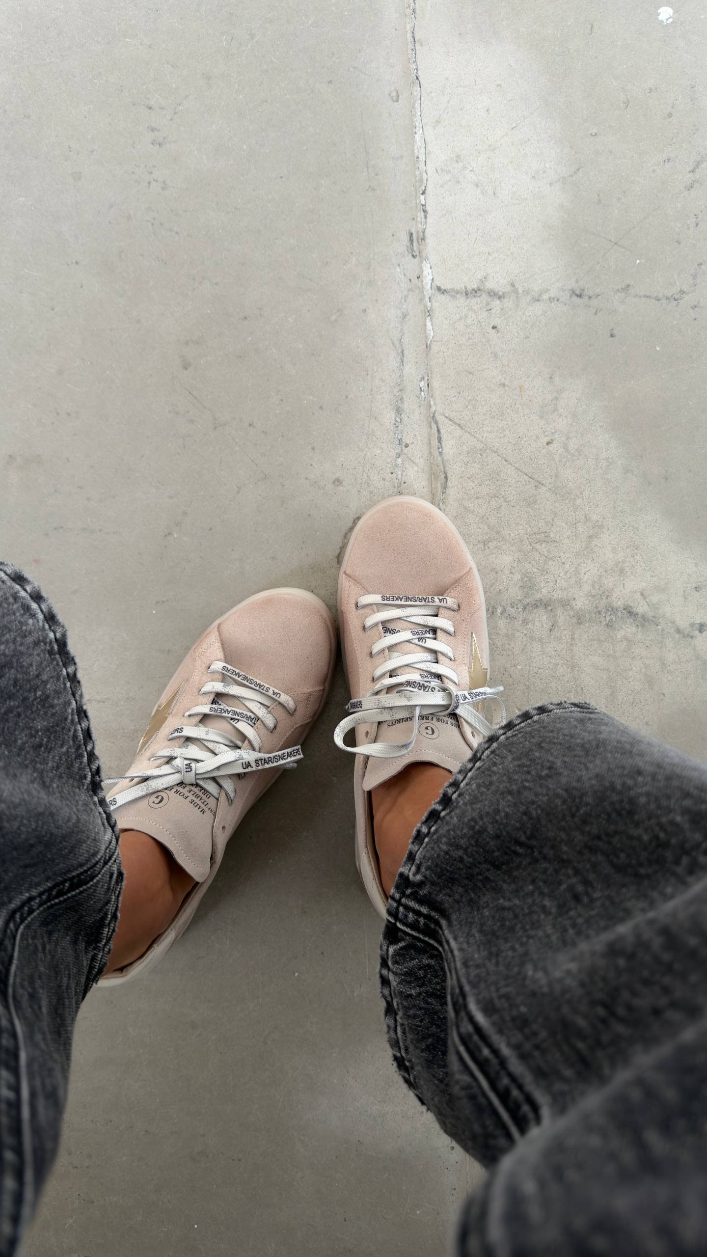 Golden Goose-style sneakers