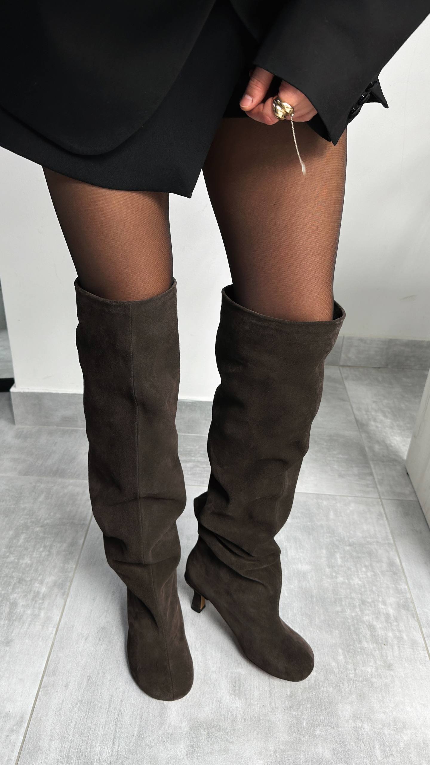 Boots with a trendy wide toe - Image 2